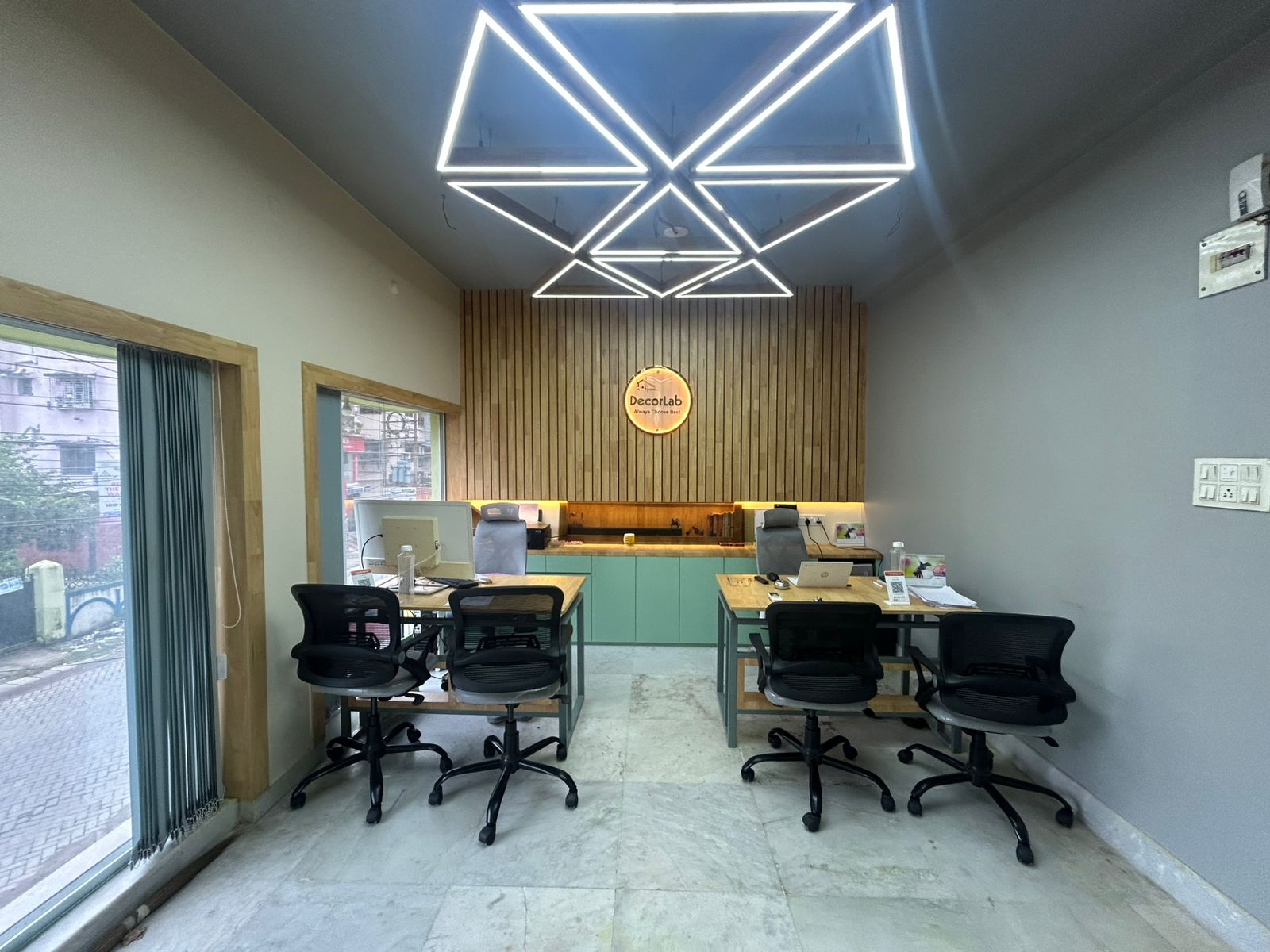 DecorLab Interior Design Showcase - Modern Luxury Living Room